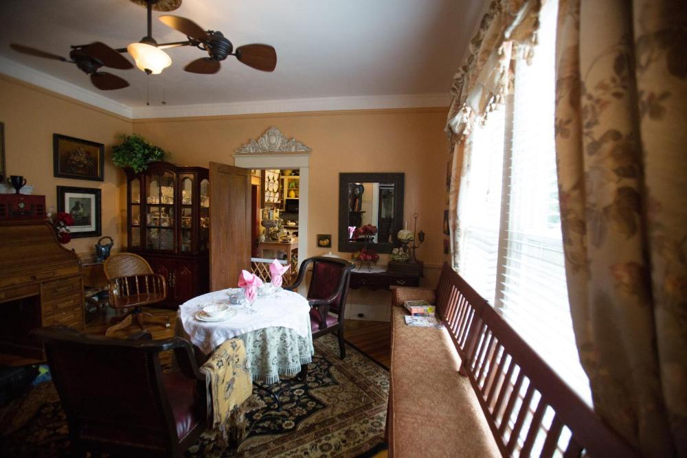 Deluxe Double Room interior